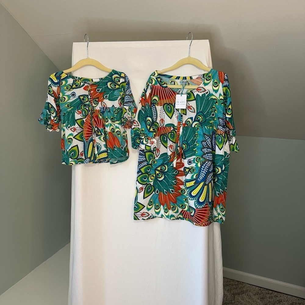Sister & Me matching tropical print Cover ups Tops size xsmall & Large